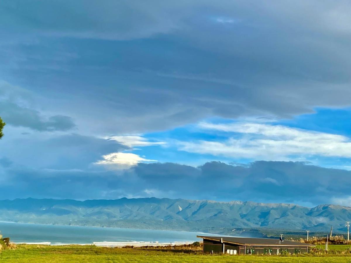“The Cliffs” Humpridge View Motels Tuatapere ภายนอก รูปภาพ