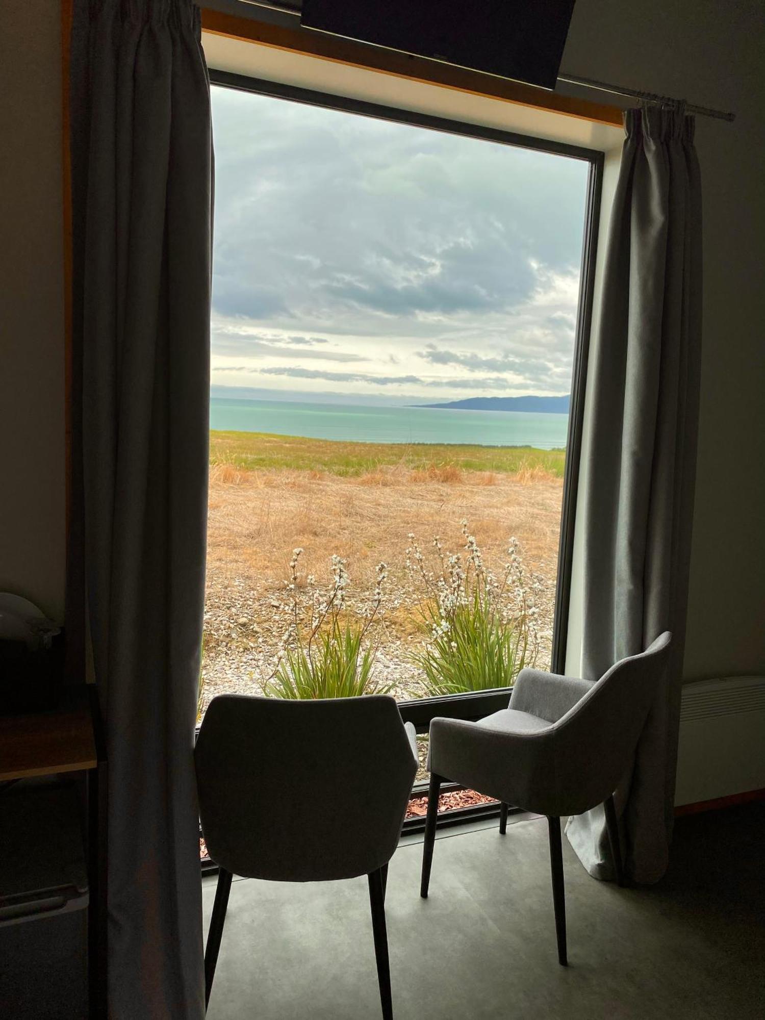 “The Cliffs” Humpridge View Motels Tuatapere ภายนอก รูปภาพ