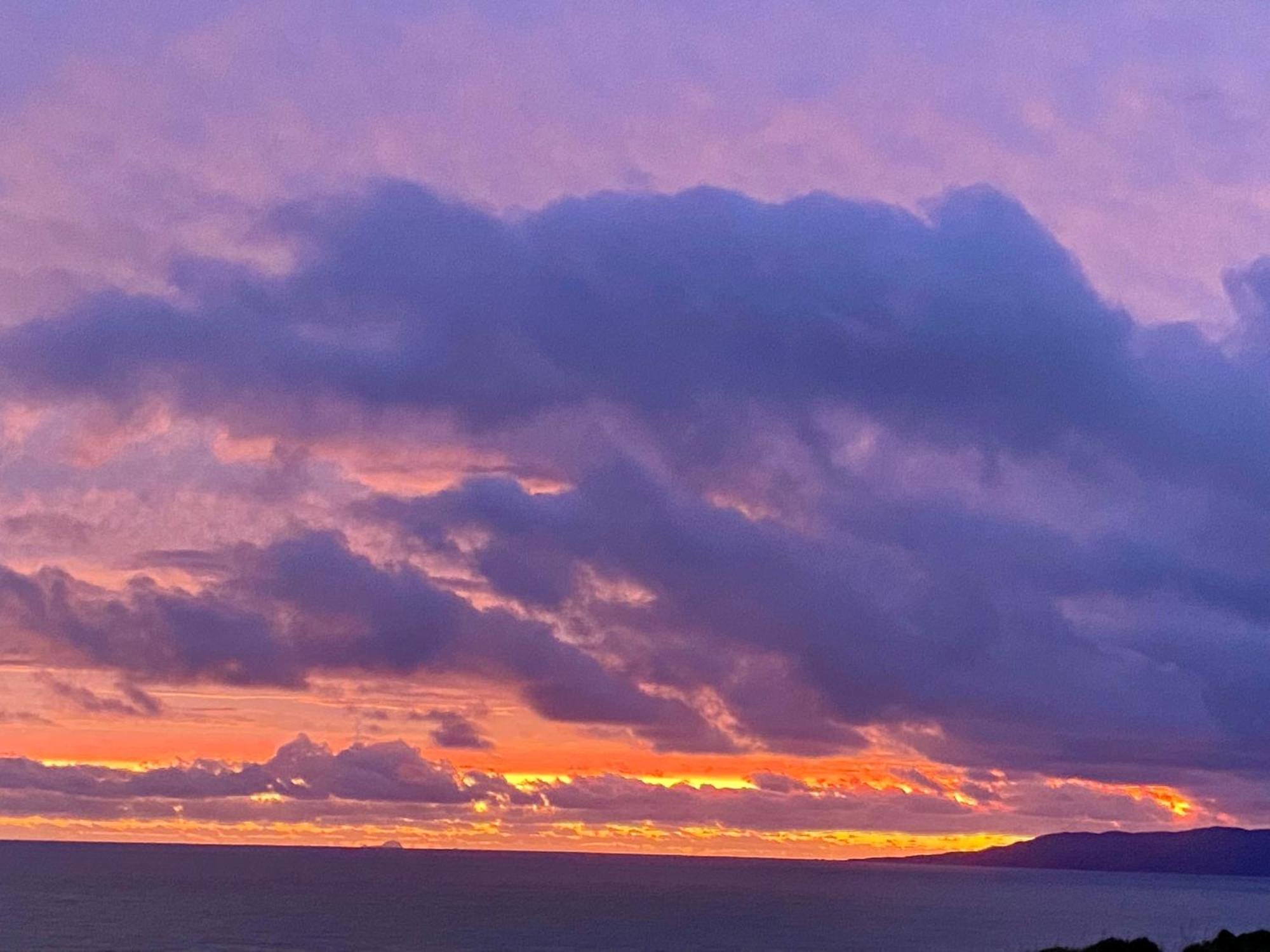 “The Cliffs” Humpridge View Motels Tuatapere ภายนอก รูปภาพ